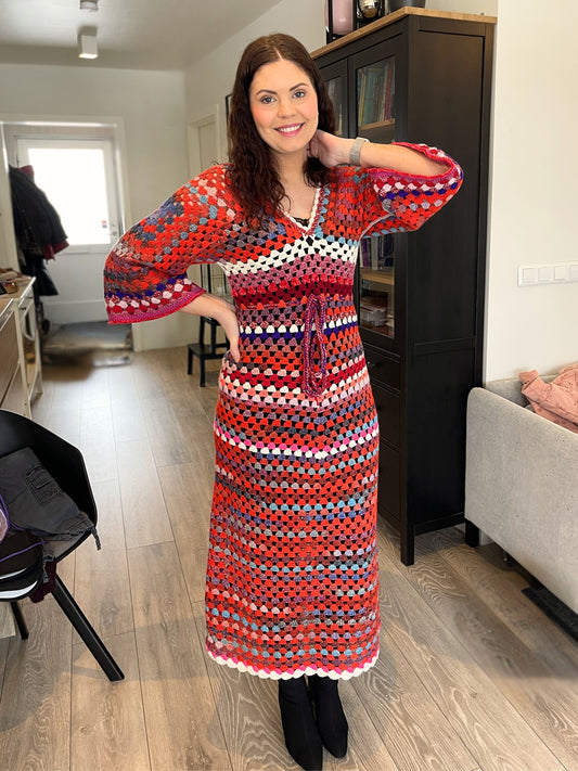 Rauði kjóllinn | Rósalína