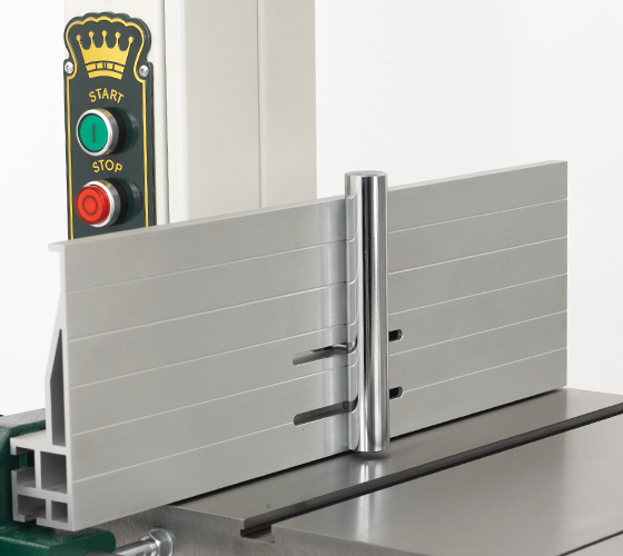 Record Power Sabre-450 - Kraftmikil 18'' bandsög fyrir stóra skurði og krefjandi verkefni – fagmannleg gæði og ending