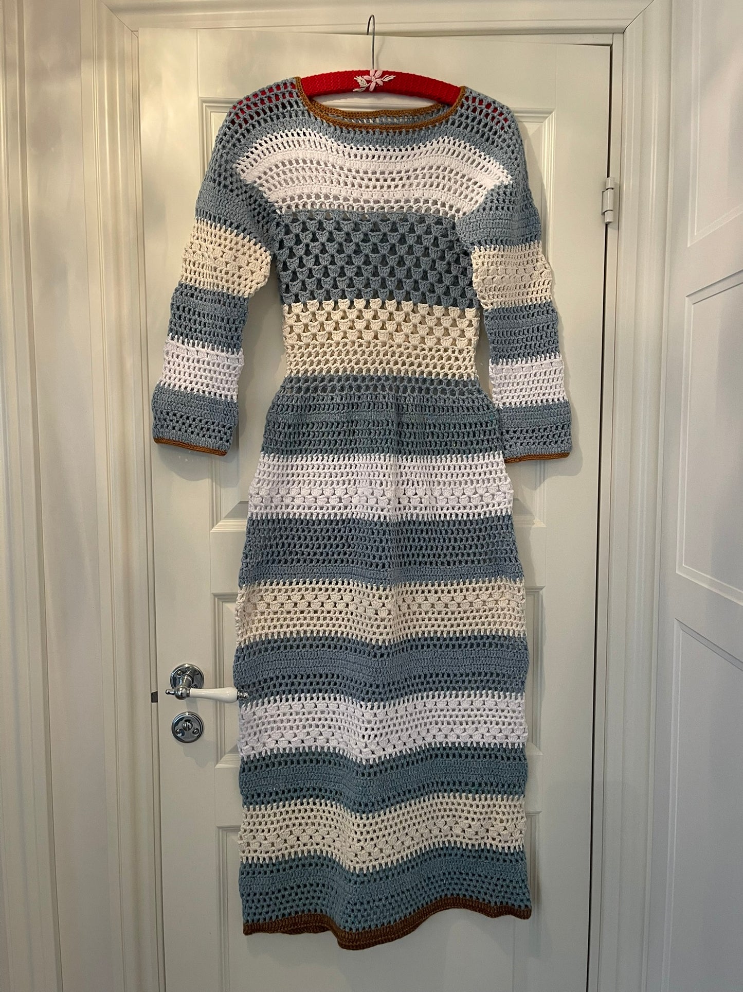 Heklaður kjóll 20.