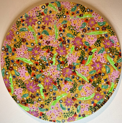 Blómadúlla 1 - Gullið - 2025, akrýl á flötum striga 30 sm. í þvermál