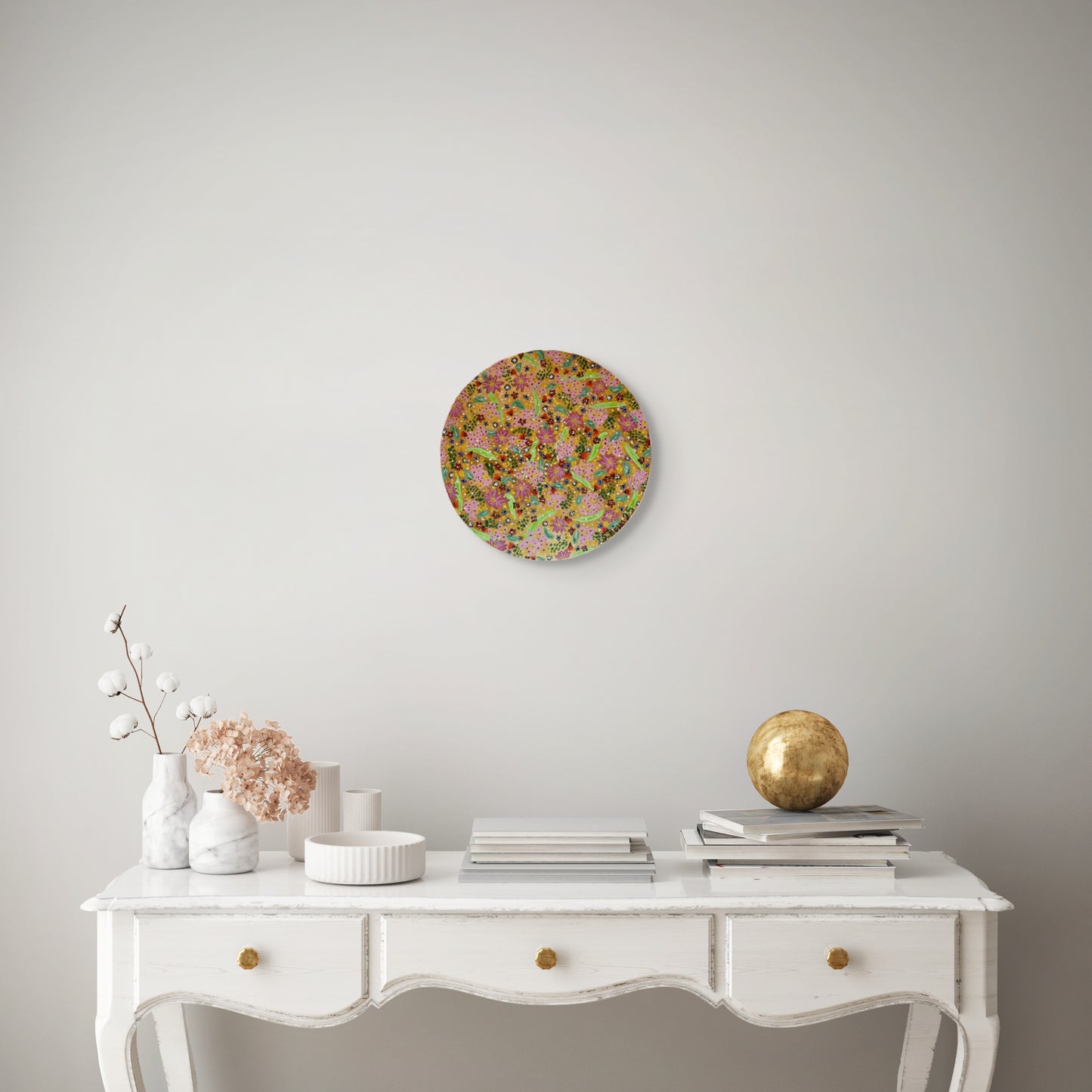 Blómadúlla 1 - Gullið - 2025, akrýl á flötum striga 30 sm. í þvermál